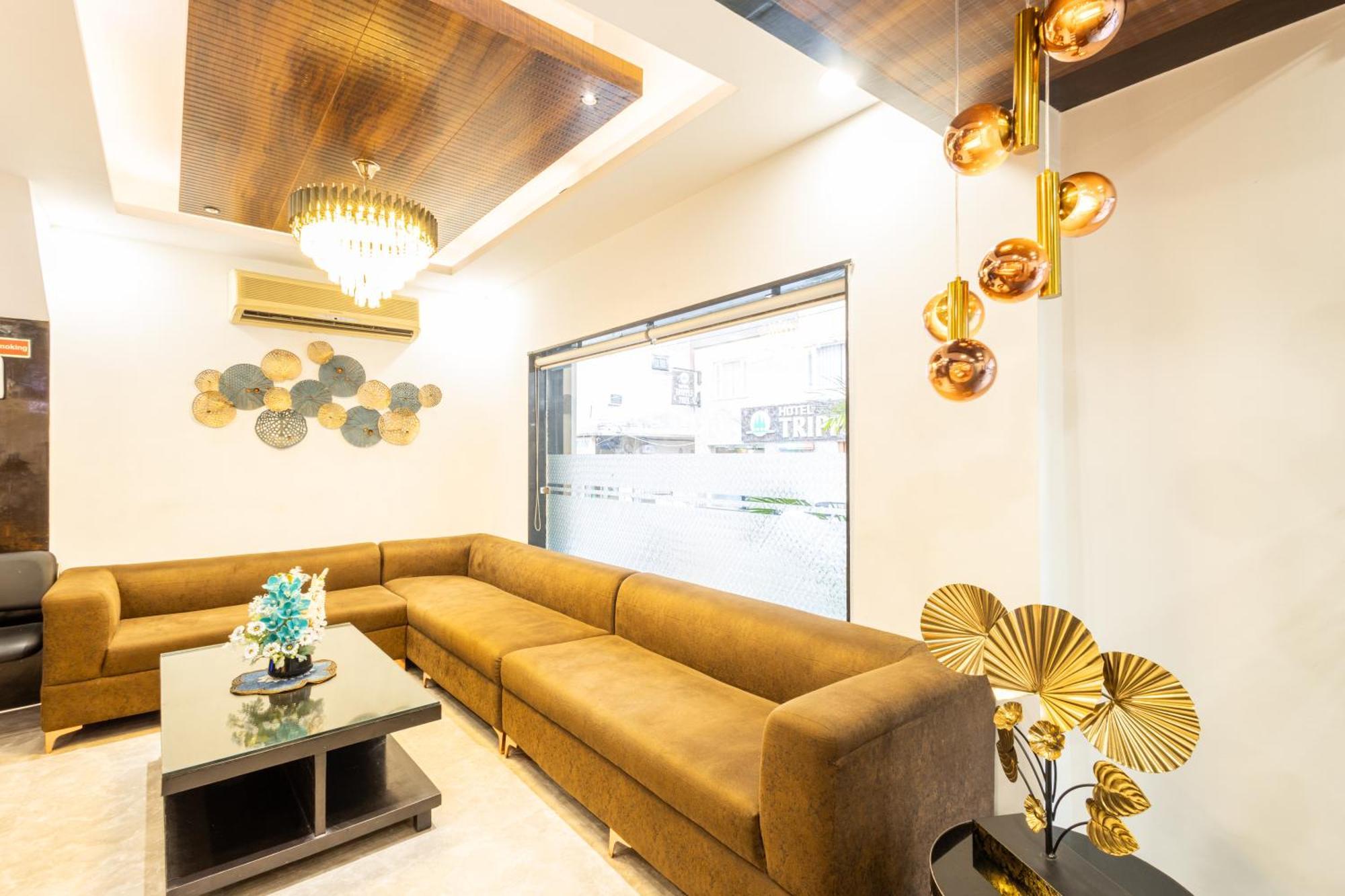 Hotel Cosmo Near Blk Hospital Karol Bagh เดลี ภายนอก รูปภาพ